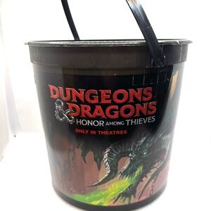 Dungeons & Dragons Popcorn Bucket Chest Figure Topper Honor Among Thieves